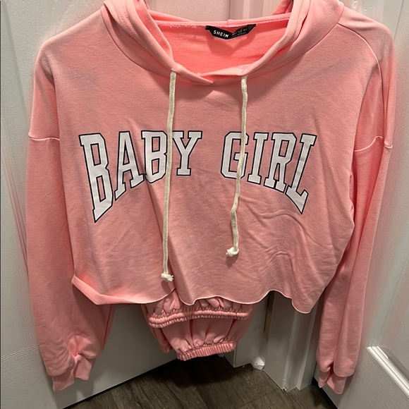 BABYGIRL Two Piece Set - Picture 2 of 3